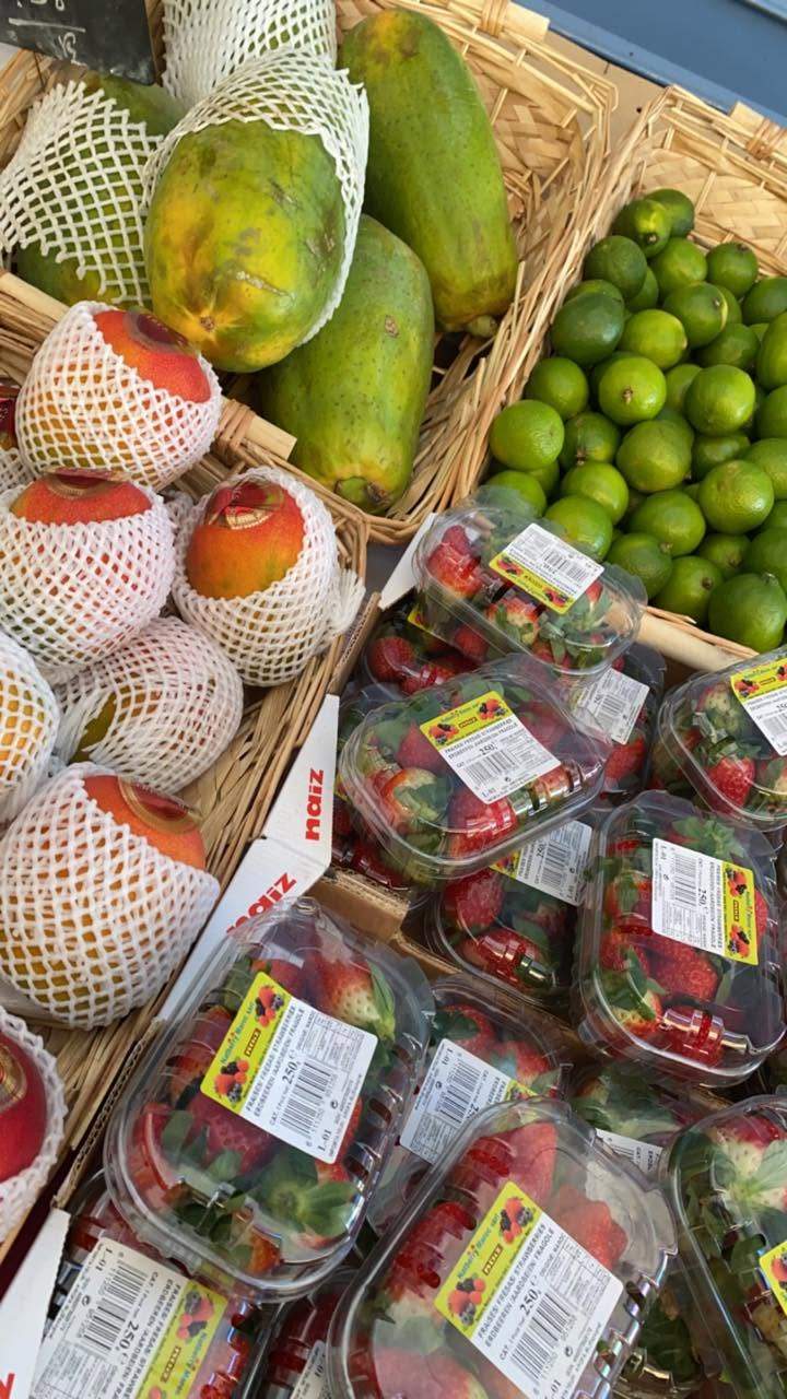 Variété de fruits tropicaux Nice